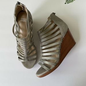 Johnston & Murphy Nadine Wedge Sandal 7 Silver